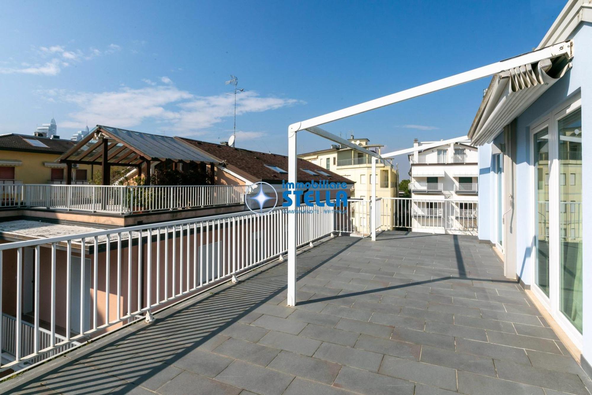 Residence Adriatica リド・ディ・イエゾロ エクステリア 写真